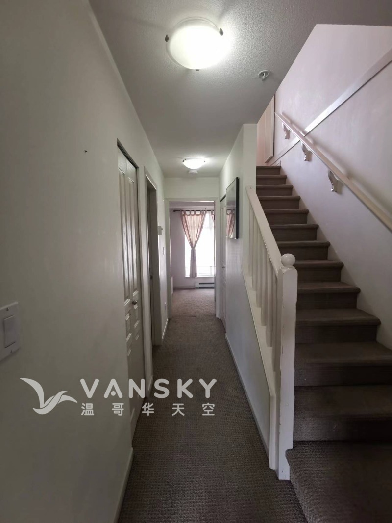 250519170426_Hallway and stairs.jpeg